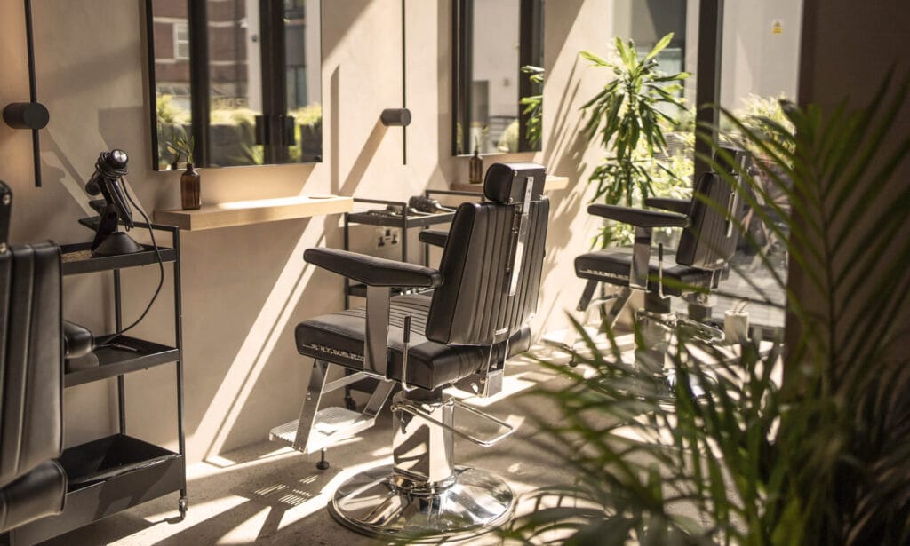 Takara belmont dainty styling chair inside mosu hair space worcester